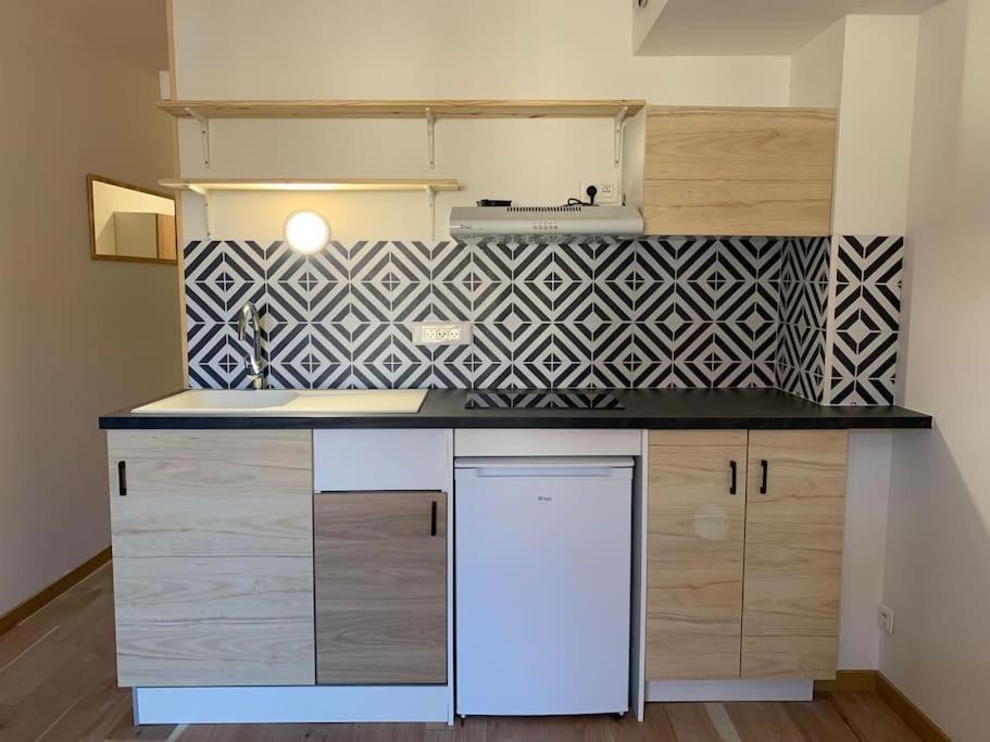 Magnifique Studio Plein Centre Понтарлье Экстерьер фото
